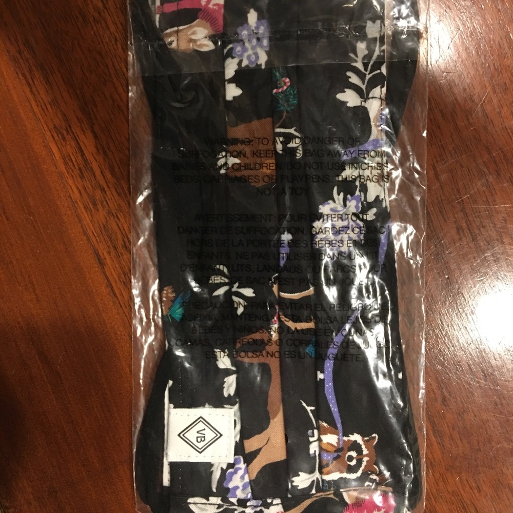 Vera Bradley Face Masks (2 pack) in Merry Mischief